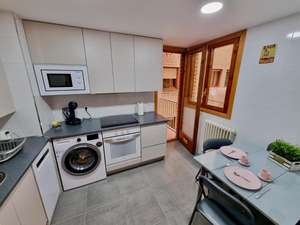 Apartamento Montse Zaragoza Eksteriør billede